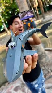 Tiburon Realista  A Control Remoto